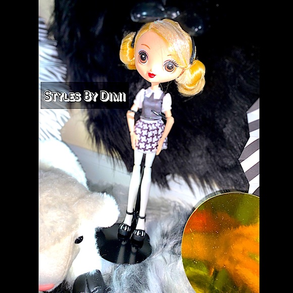 ✨🖤✨ KUU KUU HARAJUKU DOLL SET ✨🖤✨ - Picture 4 of 8